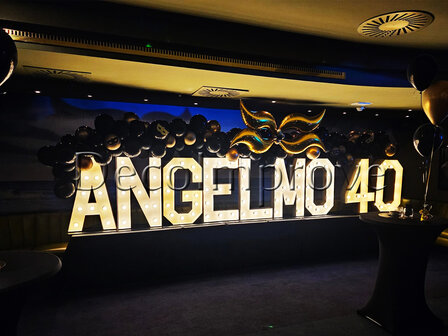 Lichtletters Hout &#039;Angelmo 40&#039; set van 9 Verhuur